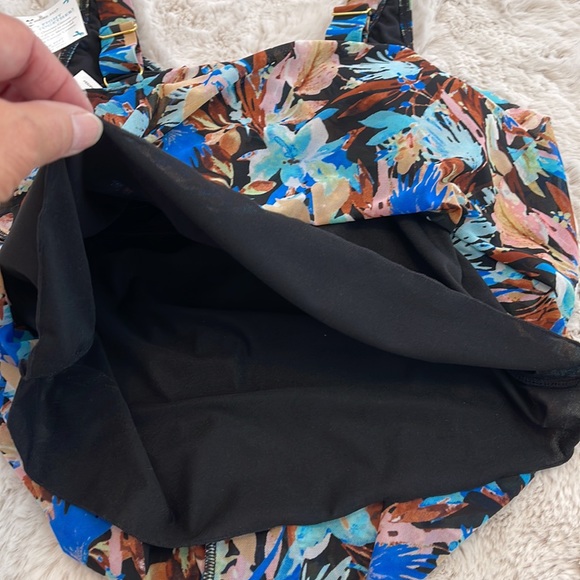 A Shore Fit Swimwear Separates Swim Top 8 - Picture 5 of 11